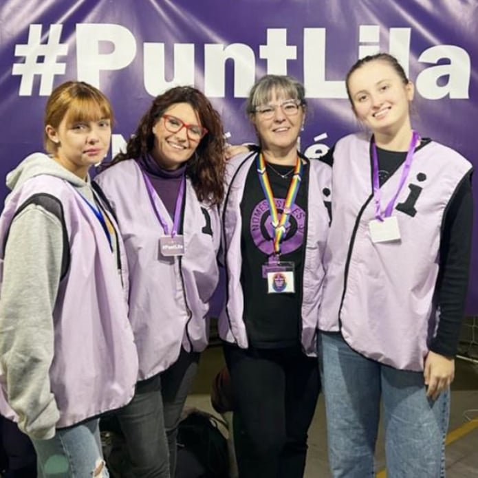 nosaltres som punt lila!